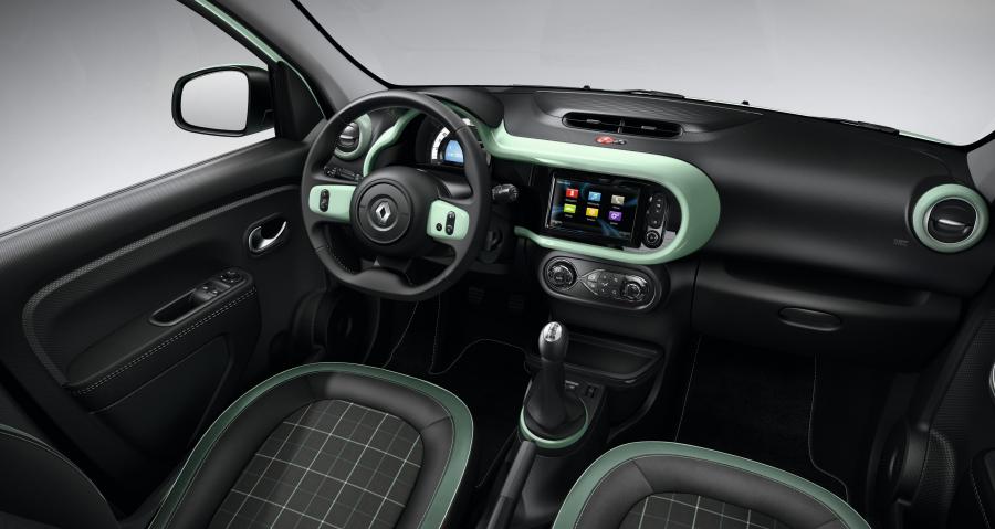 Торпедо Renault Twingo La Parisienne 2017 года  (фото 4 из 9)